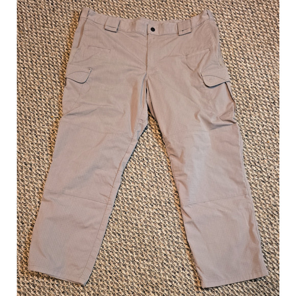 5.11 Tactical Pants Men’s 42x30 Beige Tan Cargo Military Utility Workwear Pants - Picture 1 of 7